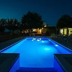 Mandorla With Private Pool Dom wakacyjny *