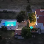 Mandorla With Private Pool