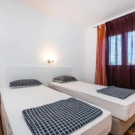 Mandorla With Private Pool Holiday home Zadar
