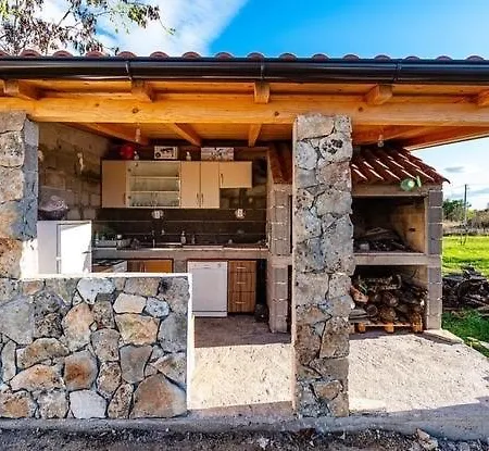 Mandorla With Private Pool Holiday home