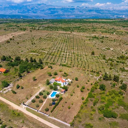 Holiday home Mandorla With Private Pool Zadar