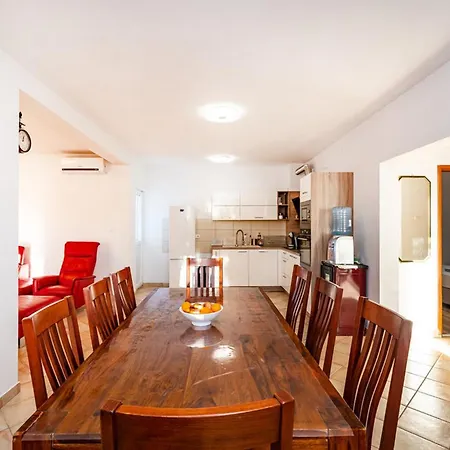 Holiday home Mandorla With Private Pool