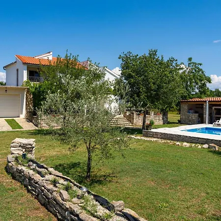 Mandorla With Private Pool Holiday home