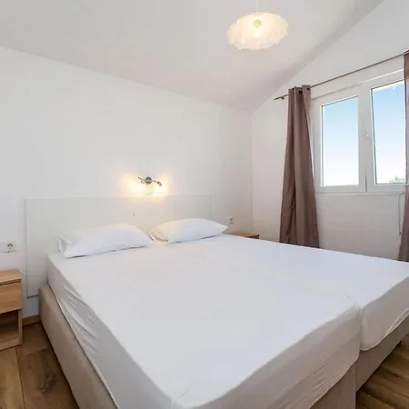Holiday home Mandorla With Private Pool