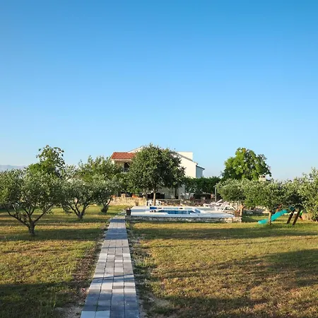 בית נופש My Dalmatia - Mandorla With Private Pool And Jacuzzi זאדאר