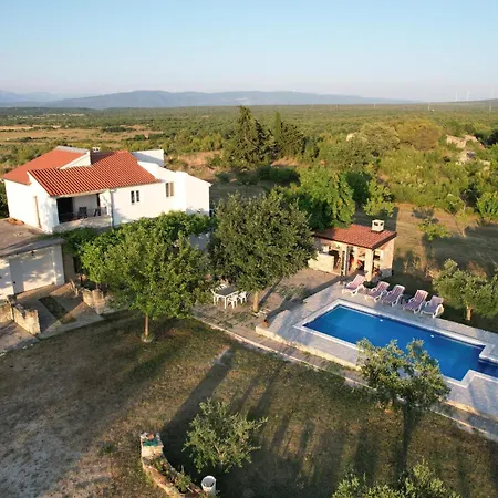 My Dalmatia - Mandorla With Private Pool And Jacuzzi זאדאר