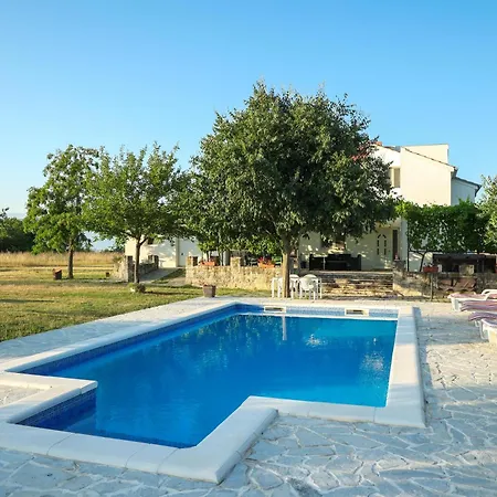 Mandorla With Private Pool Будинок відпочинку