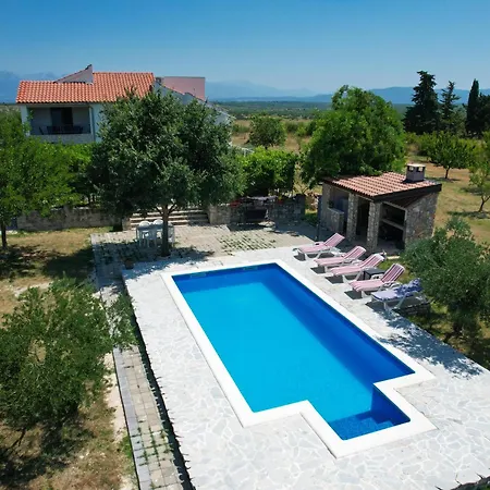 Mandorla With Private Pool Zadar