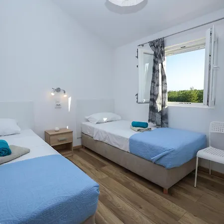 Mandorla With Private Pool Prázdninový dům *