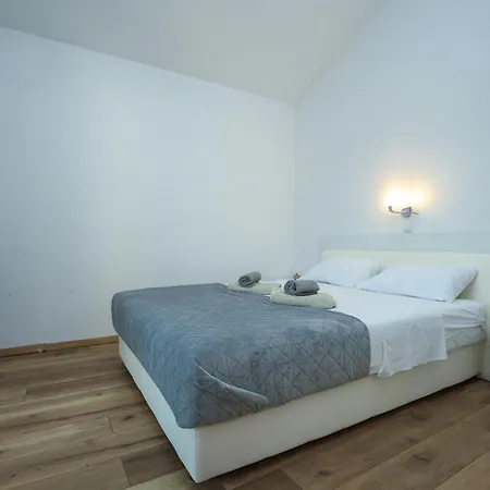 Mandorla With Private Pool Prázdninový dům Zadar