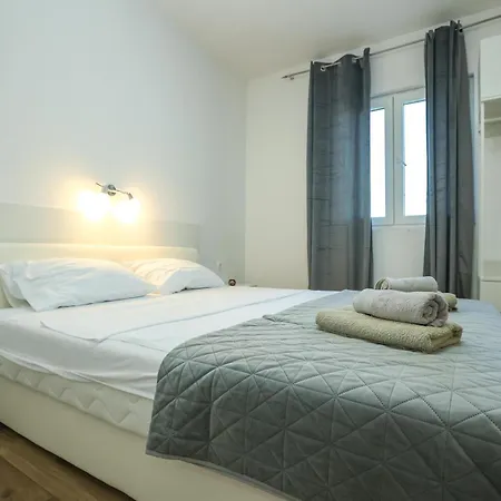 Mandorla With Private Pool * Задар