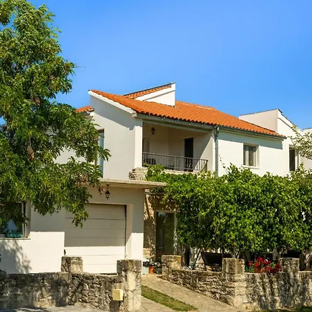 בית נופש My Dalmatia - Mandorla With Private Pool And Jacuzzi זאדאר