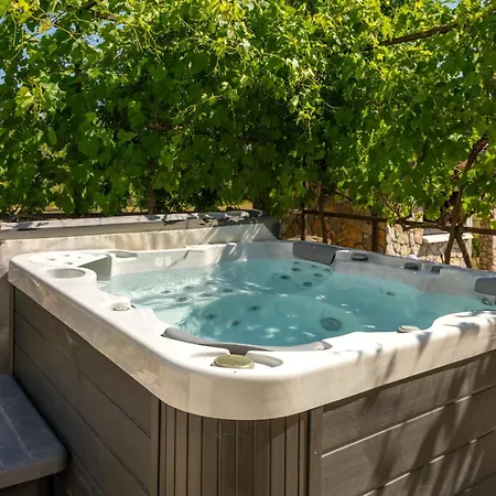My Dalmatia - Mandorla With Private Pool And Jacuzzi * זאדאר