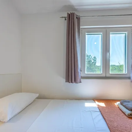 My Dalmatia - Mandorla With Private Pool And Jacuzzi זאדאר