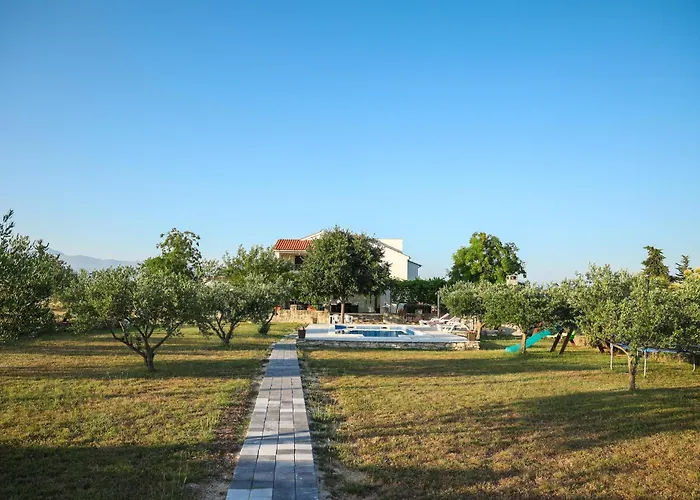 Holiday home Mandorla With Private Pool Zadar