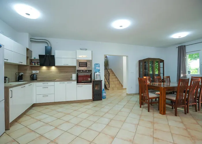 Mandorla With Private Pool Holiday home