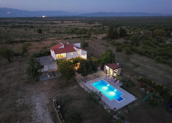 Holiday home Mandorla With Private Pool Zadar