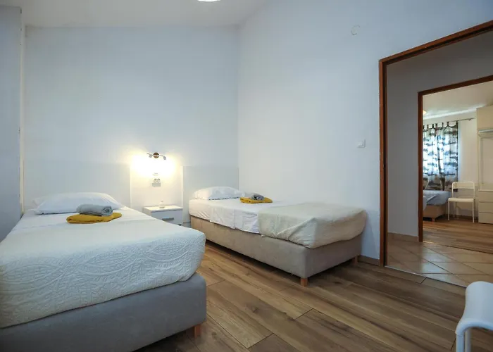 Mandorla With Private Pool *