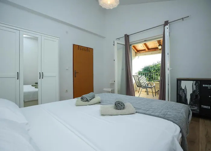 Holiday home Mandorla With Private Pool *