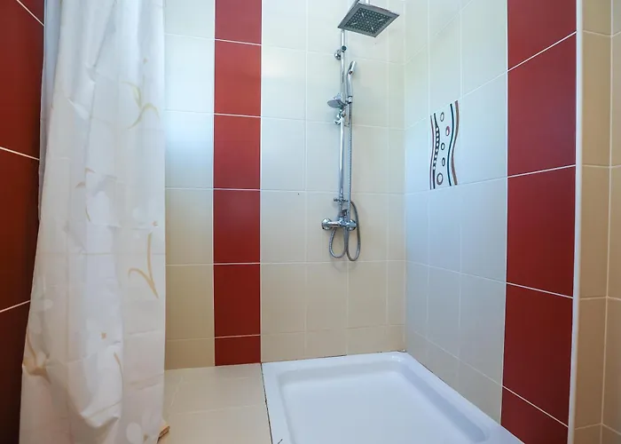 Mandorla With Private Pool *